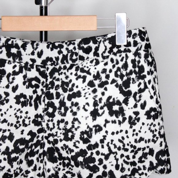J Crew H5608 Linen Cotton Blend Scalloped Ink Animal Print  Shorts Size 4 - Picture 11 of 16